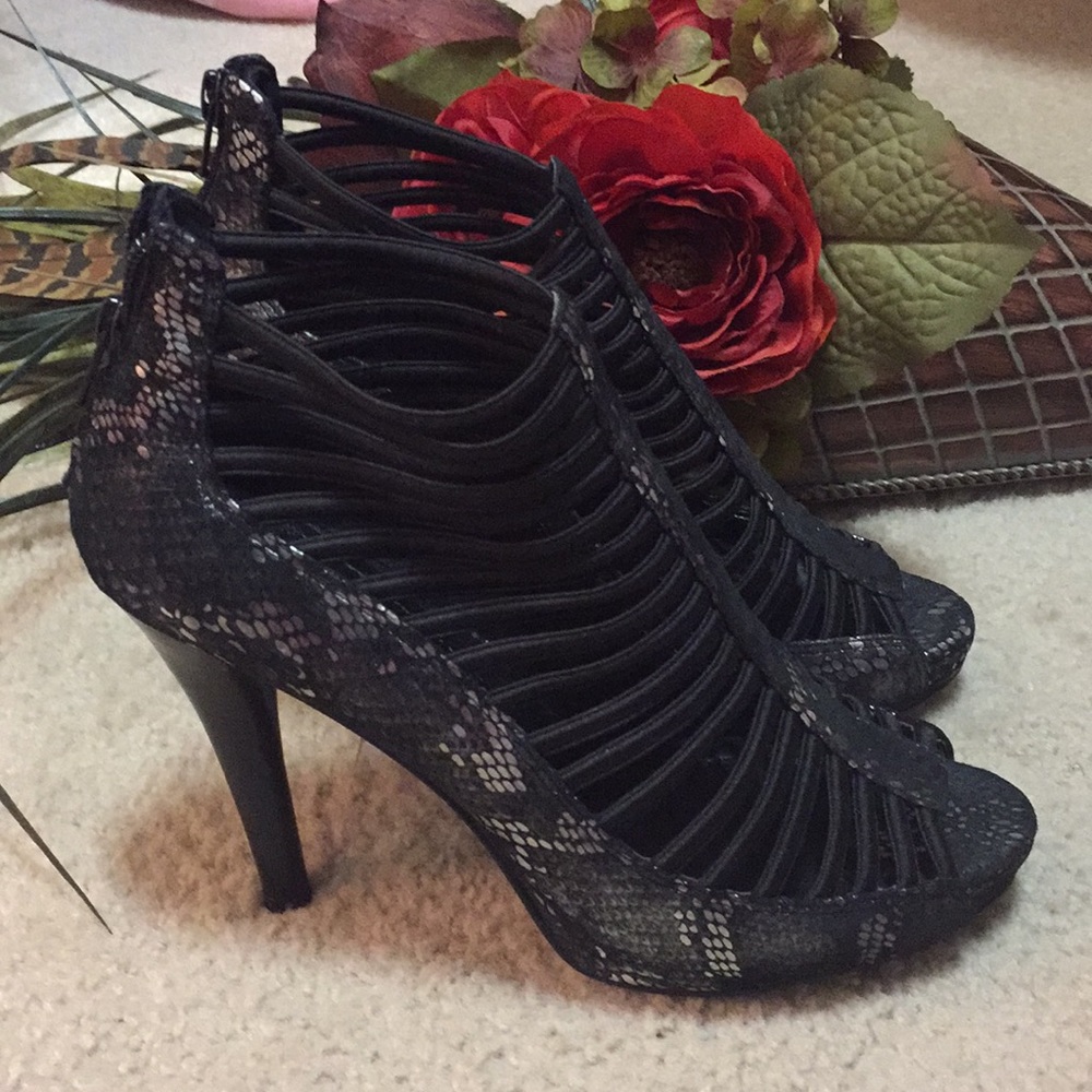 Peep toe heels